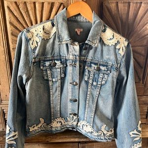 Reba Jean Jacket detailed appliqué & Fringe on back